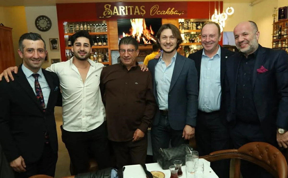 A&Ccedil;ILIŞA YOĞUN İLGİ