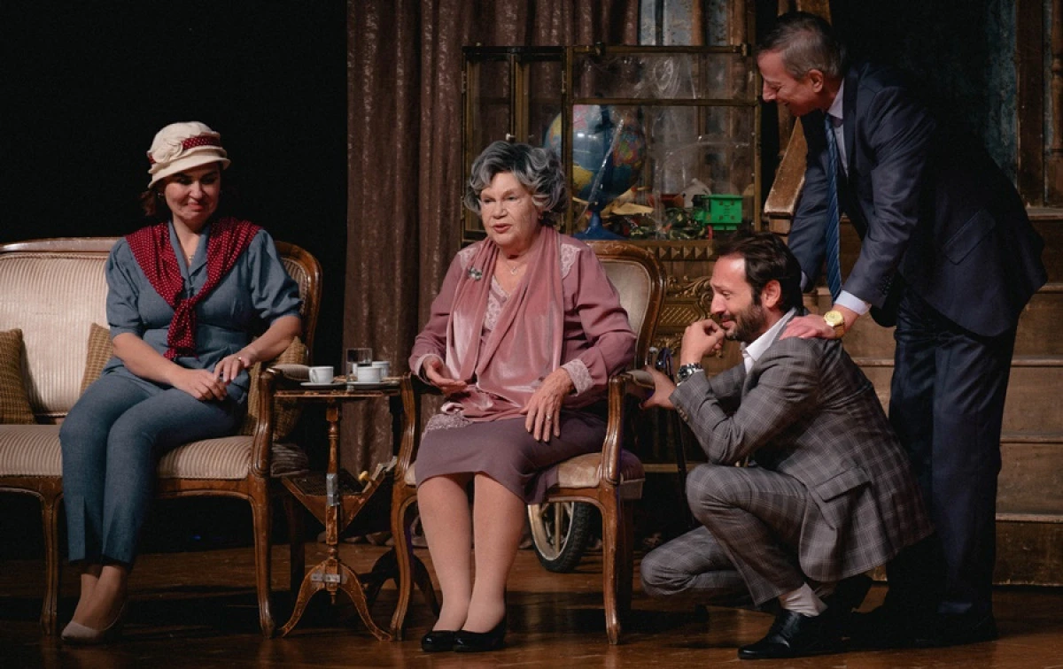 AĞA&Ccedil;LAR AYAKTA &Ouml;L&Uuml;R VEDA EDİYOR 