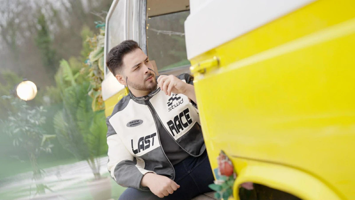 ATAKAN'DAN 'ALIŞAMADIM' İLE İ&Ccedil; YOLCULUĞA DAVET