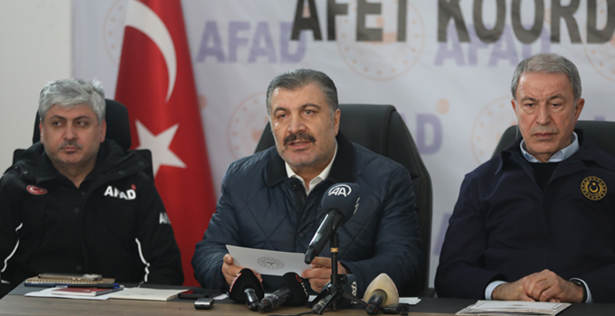 BAKAN KOCA, HATAY AFET KOORDİNASYON MERKEZİ’NDE AÇIKLAMALARDA BULUNDU