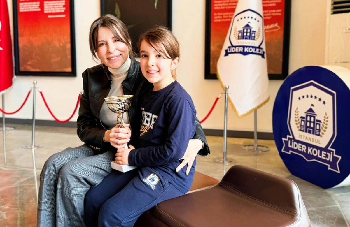 BİNİCİLİK YARIŞMALARINDA BİRİNCİLİK KUPASINI KAZANDI