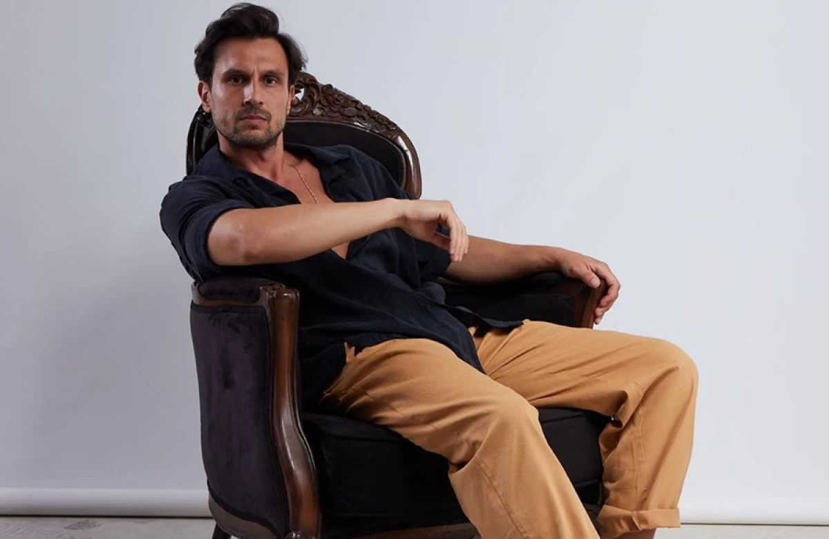  BURAK ALP YENİLMEZ' İN GRAMAFON İLE FESTİVAL YOLCULUĞU