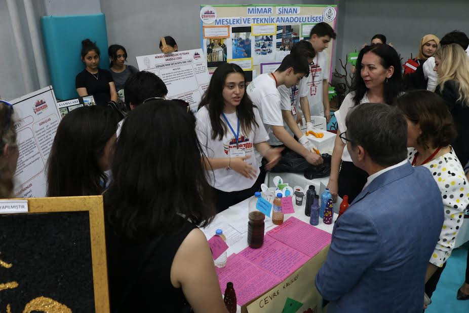 BURSA'DA HAREZMİ EĞİTİM MODELİ YIL SONU ŞENLİĞİ DÜZENLENDİ