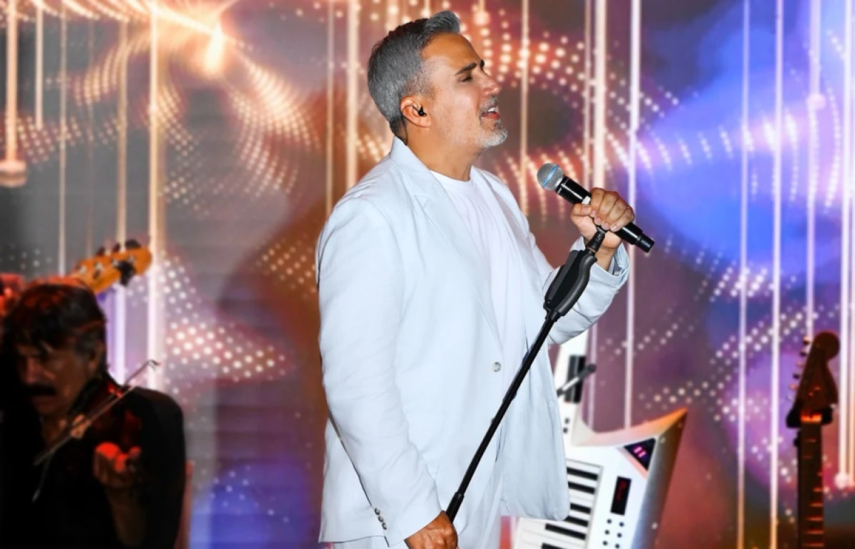 EMRAH'TAN BODRUM G&Uuml;NAY'DA UNUTULMAZ GECE