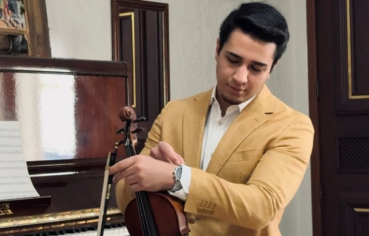 GENÇ MÜZİSYENDEN MUHTEŞEM PERFORMANS