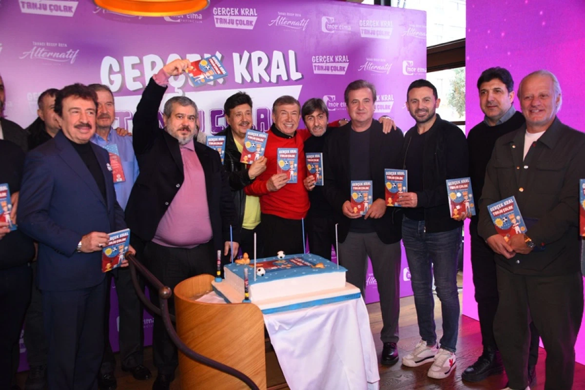  &ldquo;GER&Ccedil;EK KRAL TANJU &Ccedil;OLAK &ldquo; İSİMLİ KİTABIN TANITIMI YAPILDI