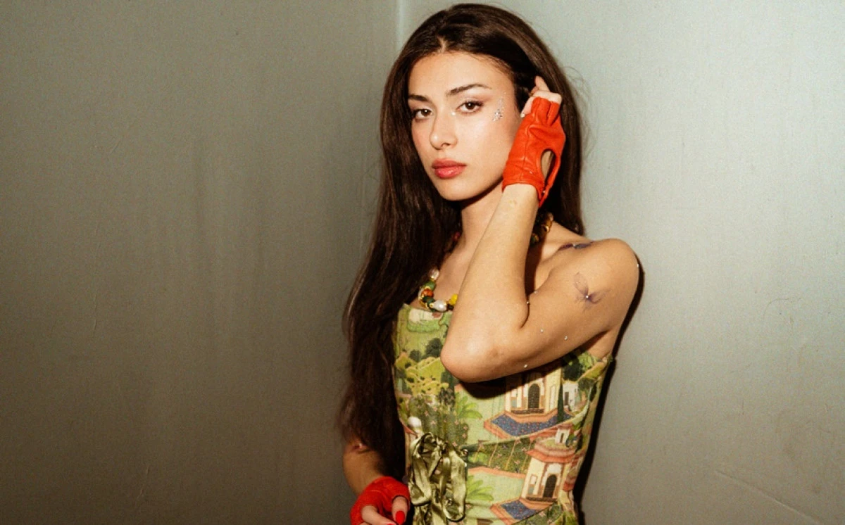 G&Ouml;N&Uuml;L&Ccedil;ELEN