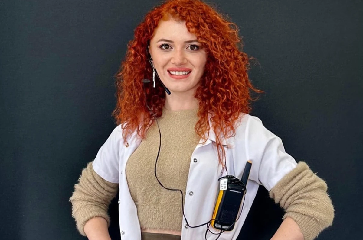 G&Uuml;L&Uuml;ŞTEN &Ouml;ZG&Uuml;VENE UZANAN BAŞARI