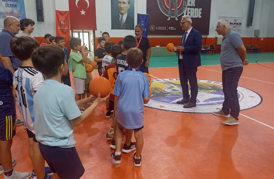  HENTBOL YATIRIMLARI VE ALTYAPI ÇALIŞMALARI HIZ KAZANIYOR