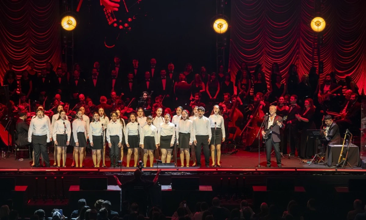 İSTANBUL KONSERİ KAPALI GİŞE OLDU