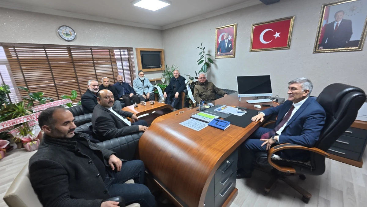  KADİM AŞİRETLER FEDERASYONU&rsquo;NDAN GENEL SEKRETER FERHAT AKKUŞ&rsquo;A ZİYARET