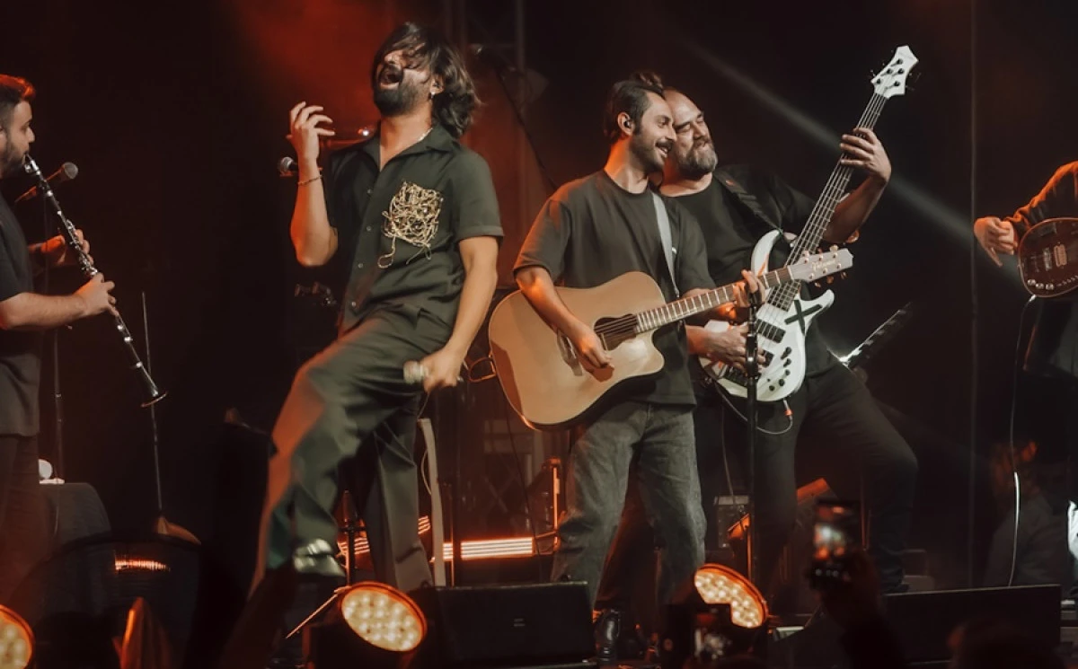 LES AMBASADEURS’DA GÖRKEMLİ AÇILIŞ