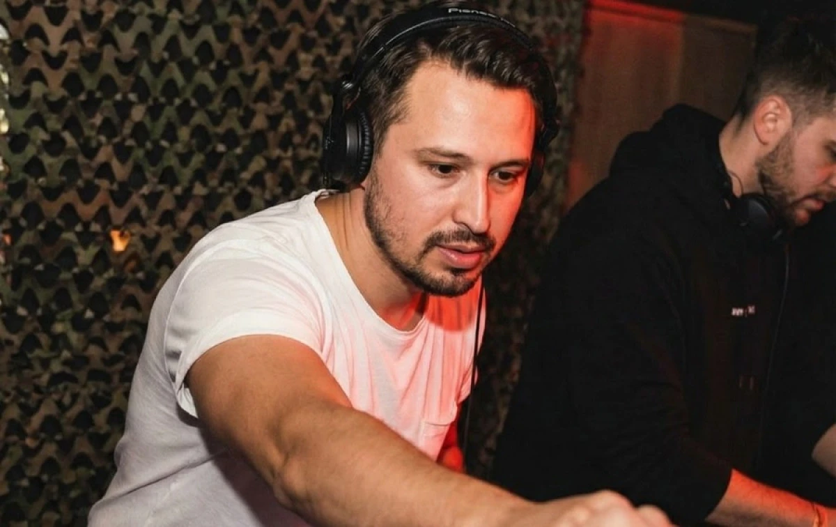 MAHMUT G&Ouml;RGEN POWERT&Uuml;RK FM DİNLEYİCİLERİYLE BULUŞUYOR