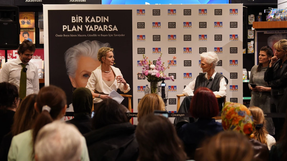 MAYE MUSK İSTANBUL&rsquo;DA SAHNEDEYDİ