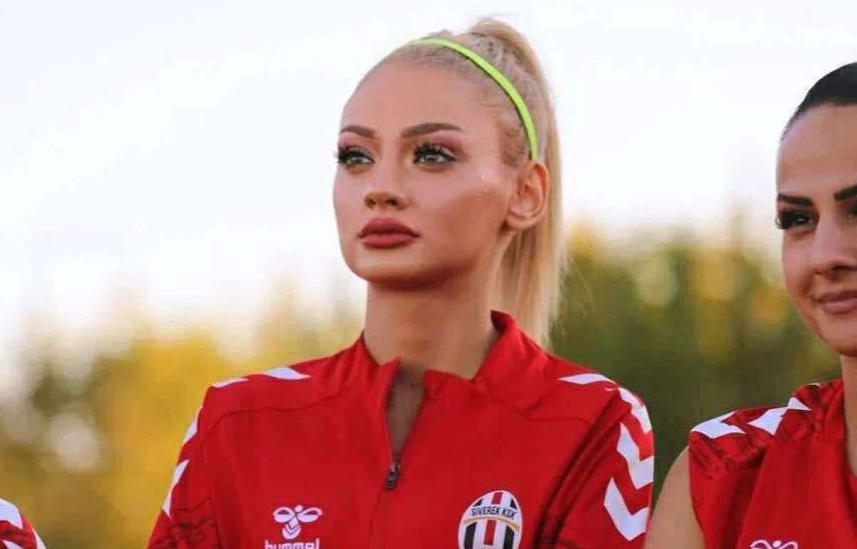 NEVİDE ÇİÇEK TRANSFERİYLE GÜNDEM OLDU