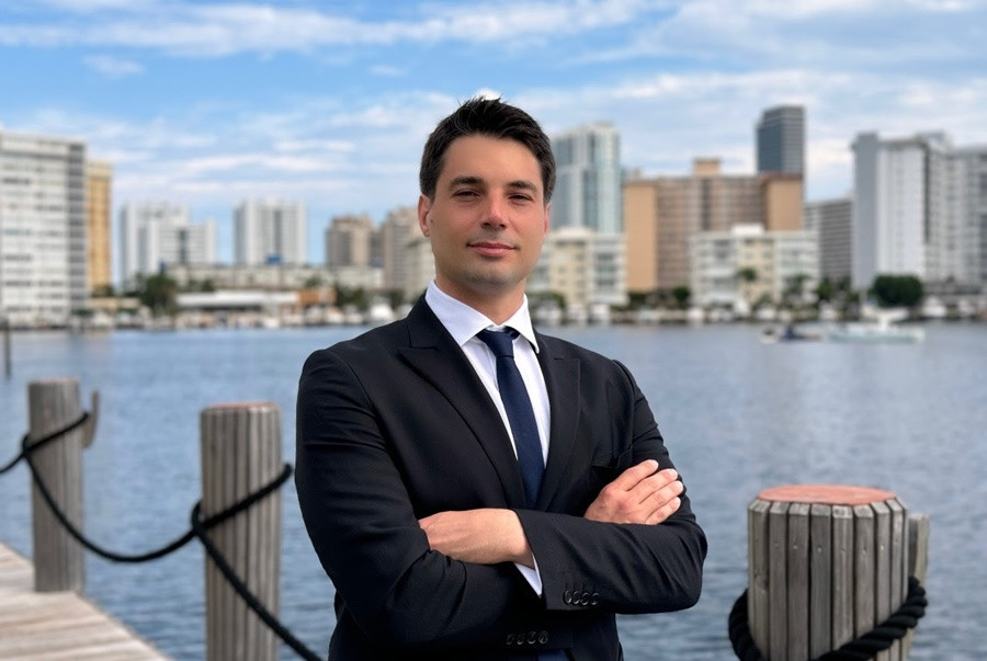  NİKİTA TÜRKMEN’DEN DİŞ SAĞLIĞINDA DEVRİM YARATAN TEKNOLOJİ