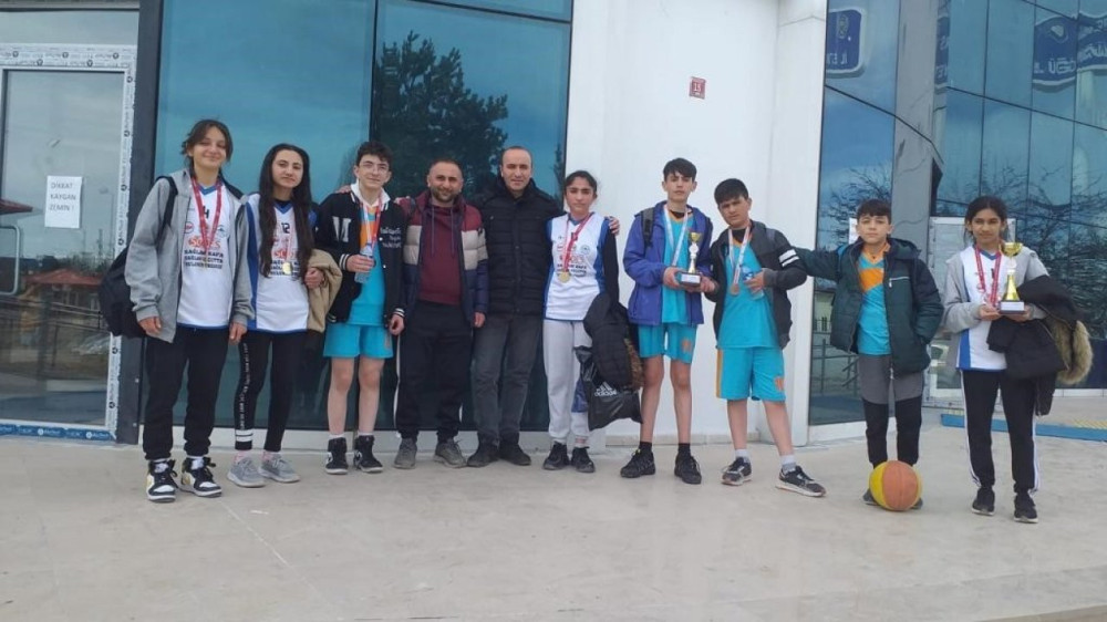 SOKAK BASKETBOLU ŞAMPİYONLARI BELLİ OLDU