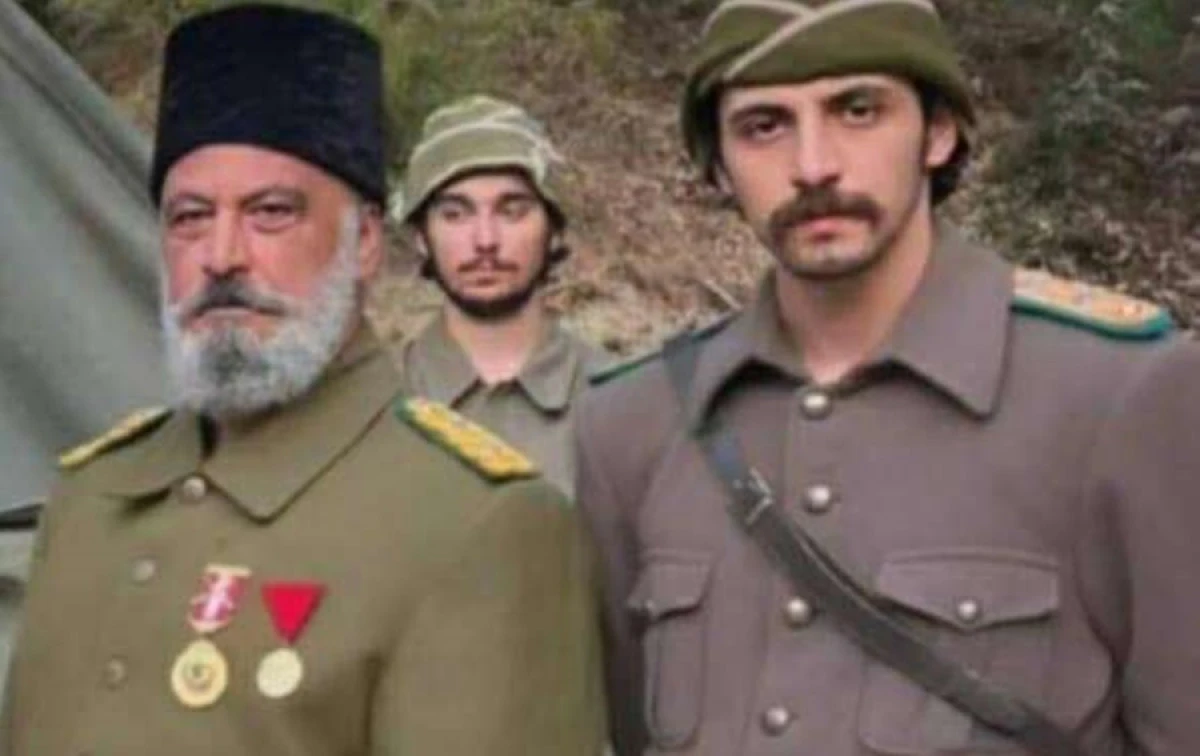 “TEHLİKELİ BÖLGE” İLE TÜRK SİNEMASINDA BİR İLK: LATİF GEDİK, MİRALAY FEHMİ ROLÜNDE