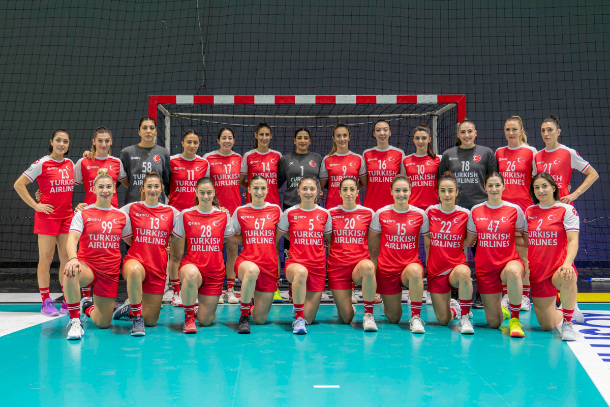 TÜRK A MİLLİ HENTBOL TAKIMLARININ RESMİ ULAŞIM SPONSORU OLMAYA DEVAM EDİYOR 