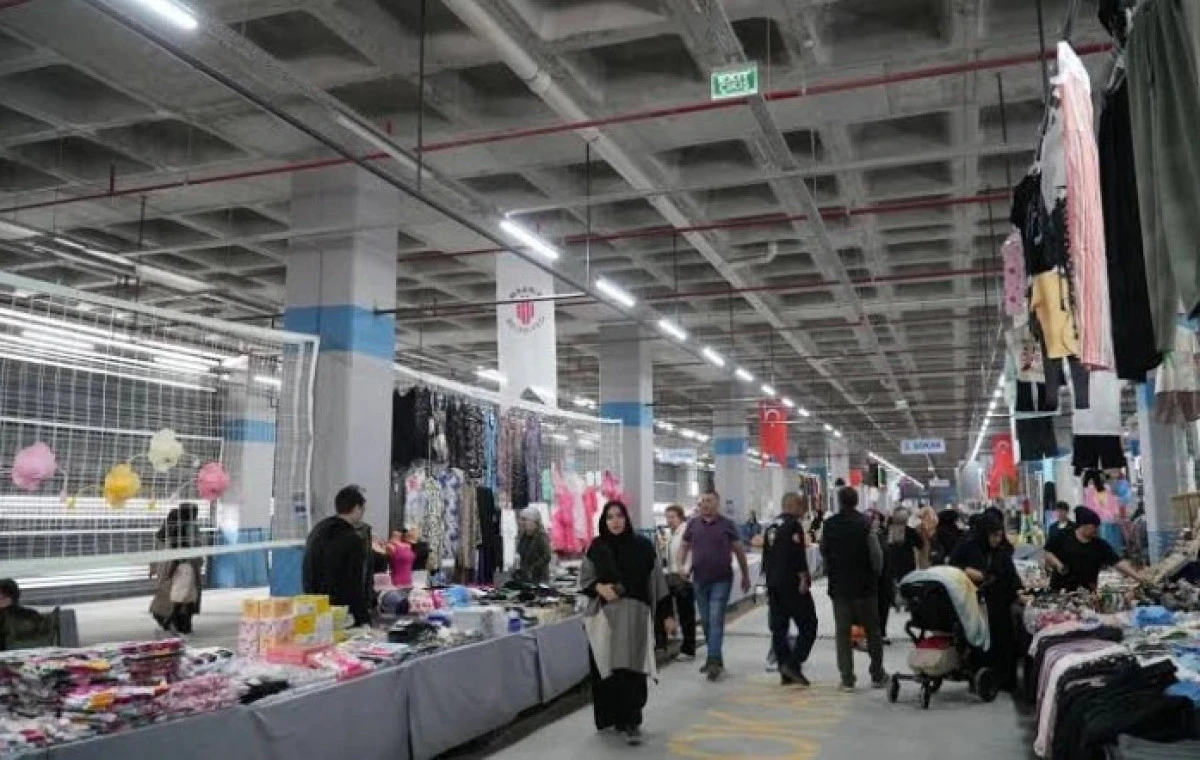  ÜMRANİYE BELEDİYESİNDE PAZAR YERİ SKANDALI