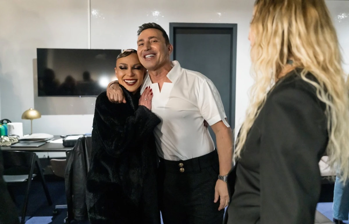 ZİYNET SALİ MUSTAFA SANDAL&rsquo;I AĞLATTI